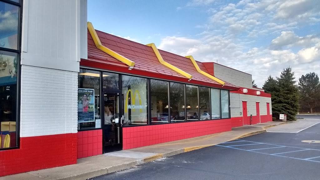 McDonalds | cafe | 1535 S Main St, Chelsea, MI 48118, USA | 7344759620 OR +1 734-475-9620