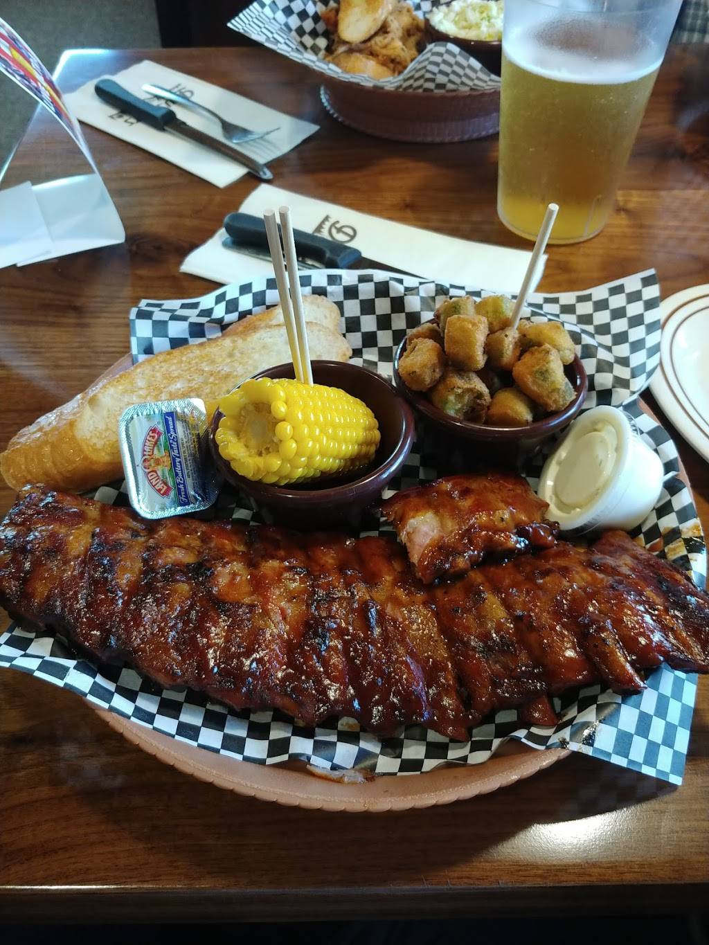 Dustins Bar-B-Q | restaurant | 14516 E Colonial Dr, Orlando, FL 32828, USA | 4072032576 OR +1 407-203-2576