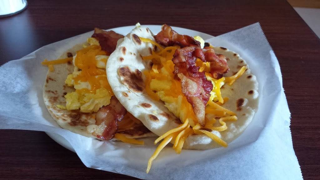 la luna azul mexican restaurant | restaurant | 2433 Austin Hwy, San Antonio, TX 78218, USA | 2107767977 OR +1 210-776-7977