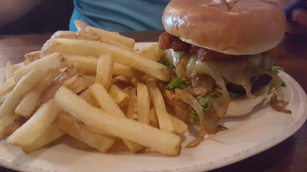 Restaurant 51 Tap & Spirit | restaurant | 30 N Church St, West Chester, PA 19380, USA | 4848878004 OR +1 484-887-8004