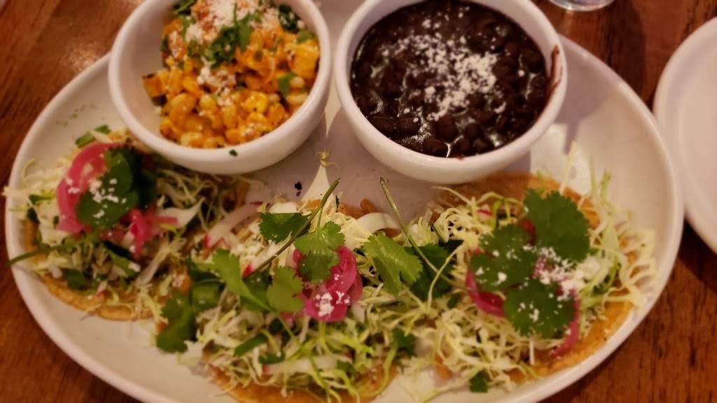 Blanco Tacos & Tequila | restaurant | 2502 E Camelback Rd #122, Phoenix, AZ 85016, USA | 6024298000 OR +1 602-429-8000