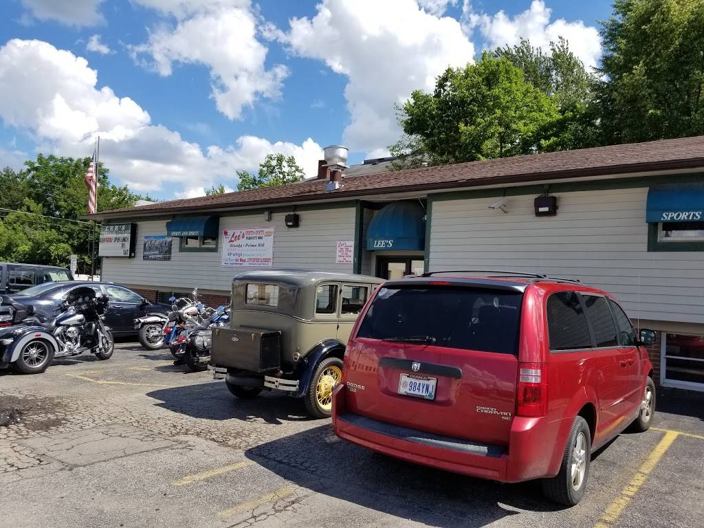 Lees Sports & Spirits | restaurant | 209 W Bigelow Ave, Plain City, OH 43064, USA | 6148730780 OR +1 614-873-0780