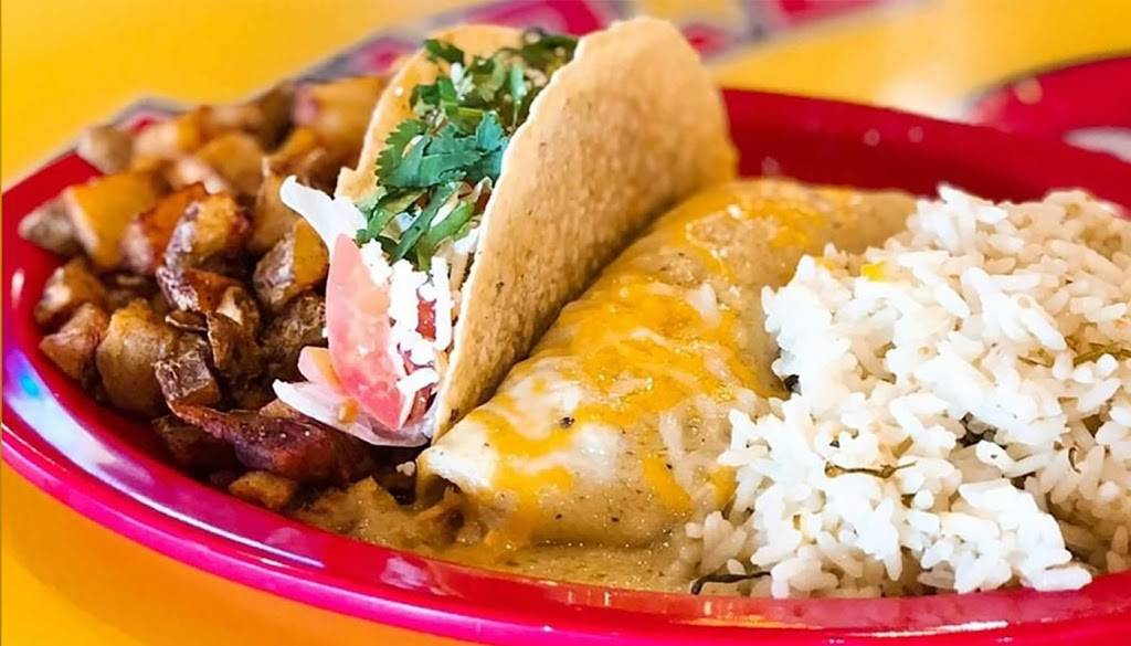 Fuzzys Taco Shop | restaurant | 10240 Big Bend Rd, Riverview, FL 33578, USA | 8136664005 OR +1 813-666-4005