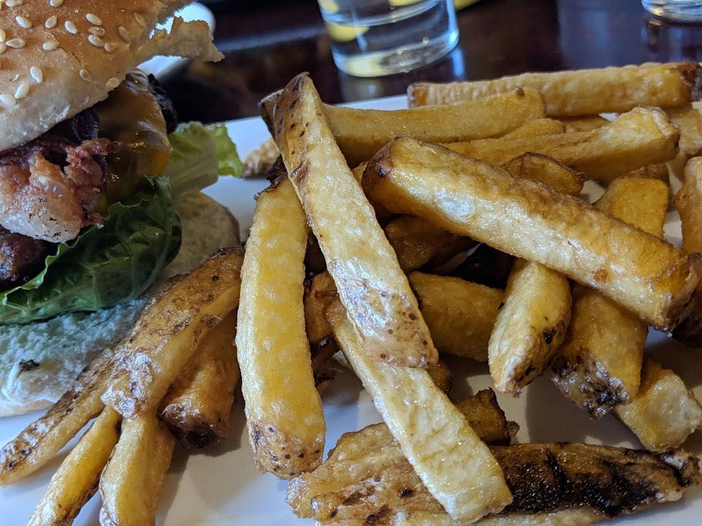 Southside Restaurant & Bar | restaurant | 6061 Hwy 7, Markham, ON L3P 3B2, Canada | 9052097694 OR +1 905-209-7694