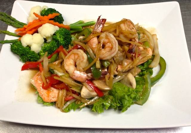 Lai Thai Cuisine | restaurant | 200 White Horse Rd, Voorhees Township, NJ 08043, USA | 8567821771 OR +1 856-782-1771
