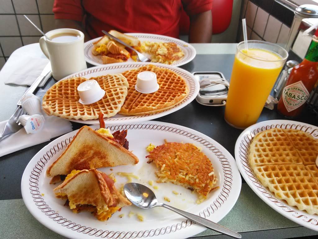 Waffle House | meal takeaway | 2571 Ashley Phosphate Rd, North Charleston, SC 29418, USA | 8435531140 OR +1 843-553-1140