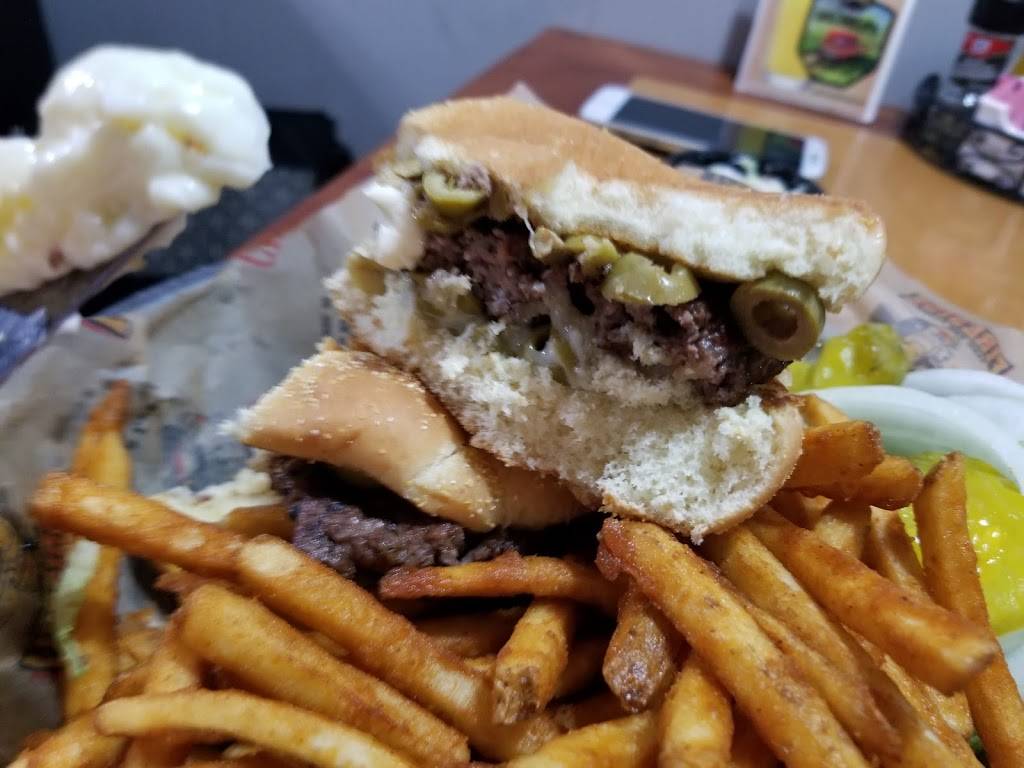 Fireside Tap & Grill | restaurant | 69245 Maple St, Edwardsburg, MI 49112, USA | 2694144103 OR +1 269-414-4103