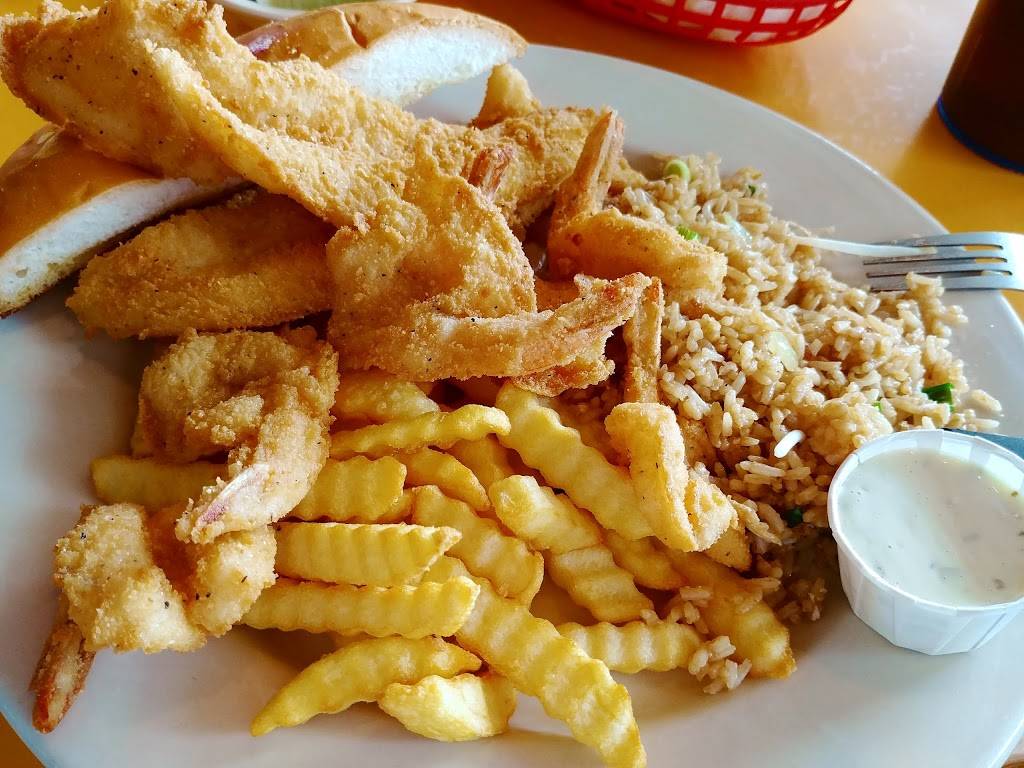 Ostioneria Michoacan | restaurant | 5819 Gulf Fwy, Houston, TX 77023, USA | 7139211800 OR +1 713-921-1800