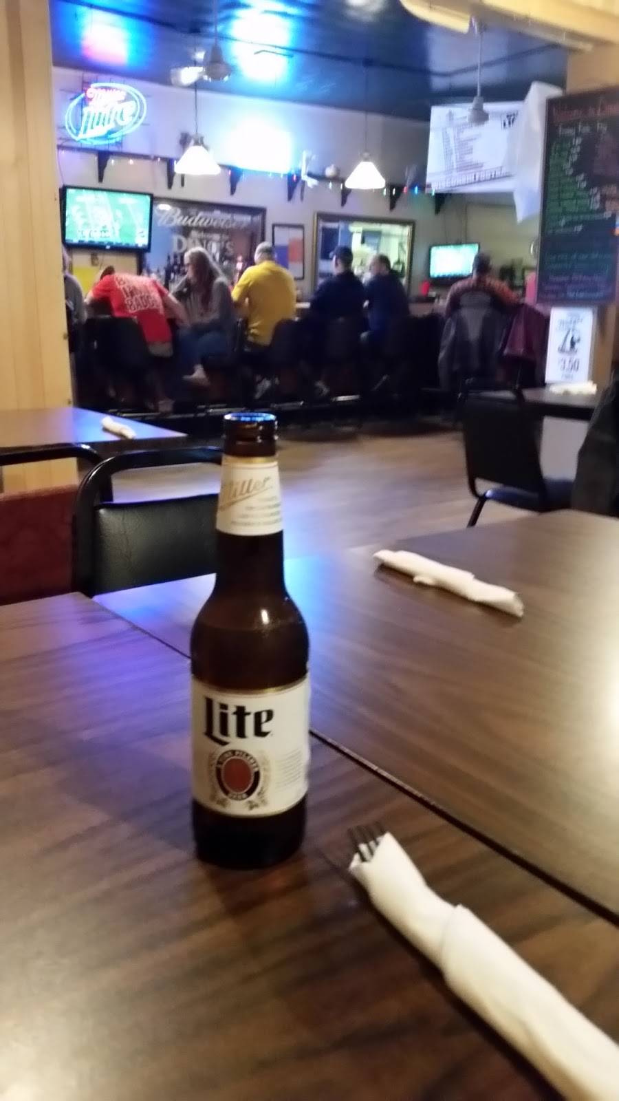 Dinos | restaurant | 110 Diagonal St, Dodgeville, WI 53533, USA | 6089359380 OR +1 608-935-9380