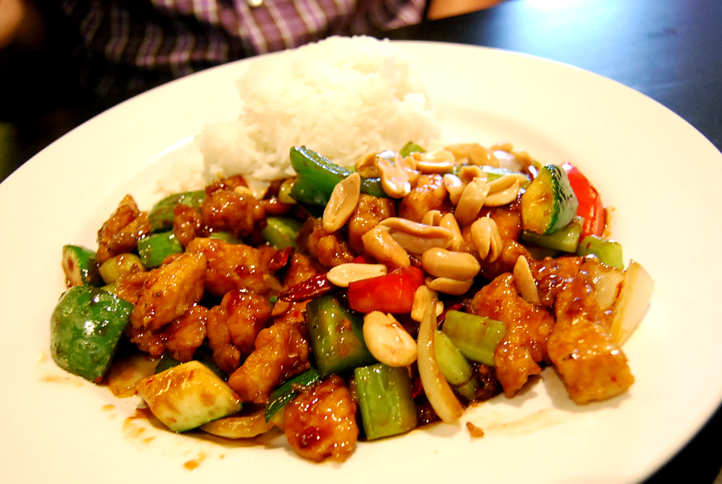 Hana Asian Bistro | restaurant | 9434 Skokie Blvd, Skokie, IL 60077, USA | 8476774262 OR +1 847-677-4262