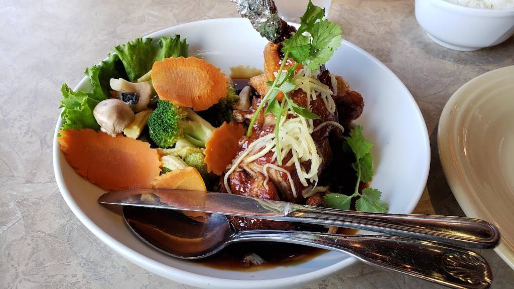 ChaBa Thai | restaurant | 5810 NE Sandy Blvd, Portland, OR 97213, USA | 5032823970 OR +1 503-282-3970