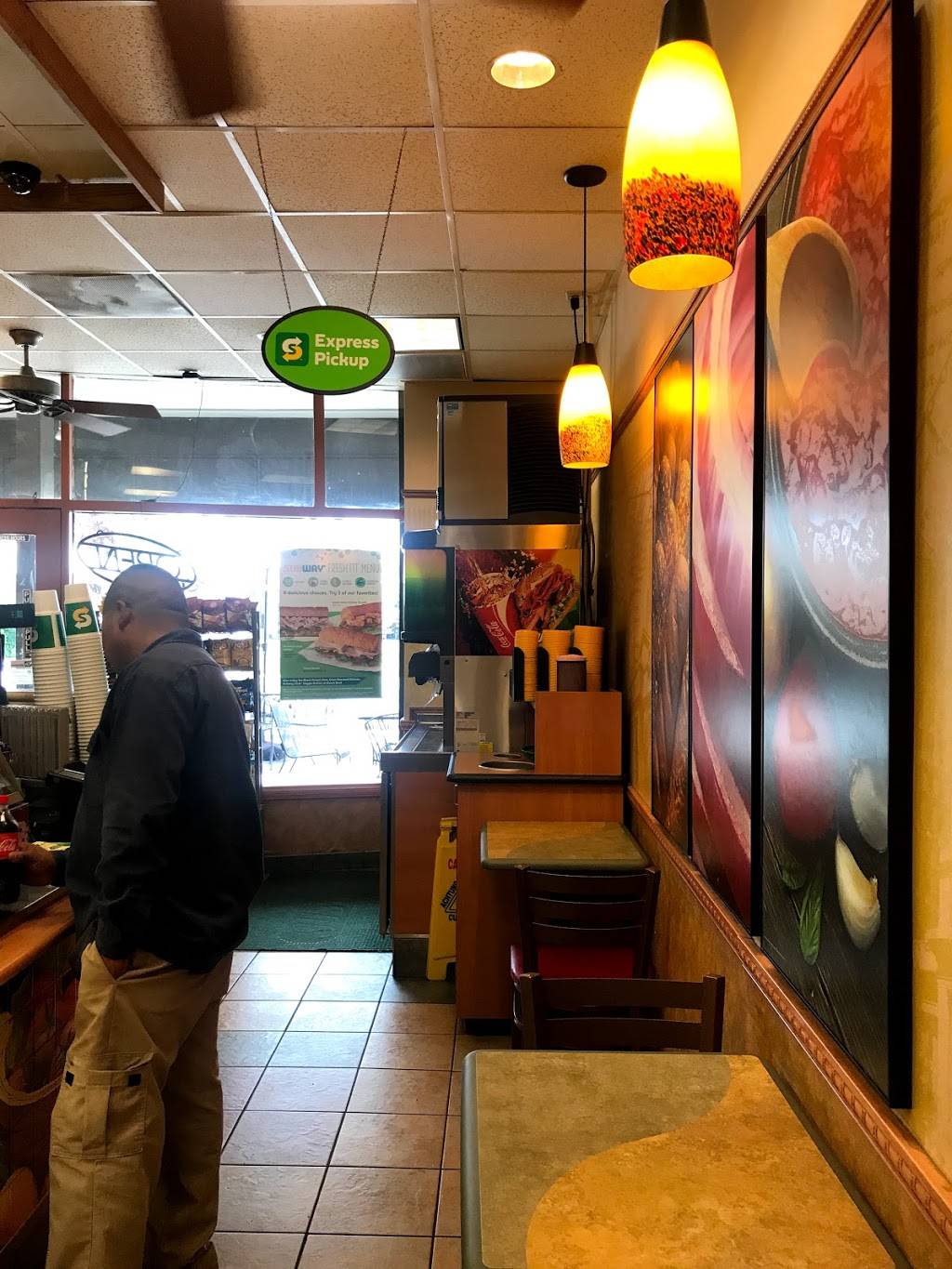 Subway Restaurants | restaurant | 2717 Middlefield Rd, Palo Alto, CA 94306, USA | 6503300402 OR +1 650-330-0402