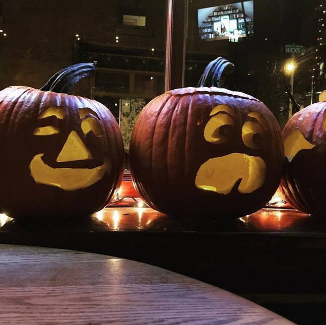 South Philadelphia Tap Room | restaurant | 1509 Mifflin St, Philadelphia, PA 19145, USA | 2152717787 OR +1 215-271-7787