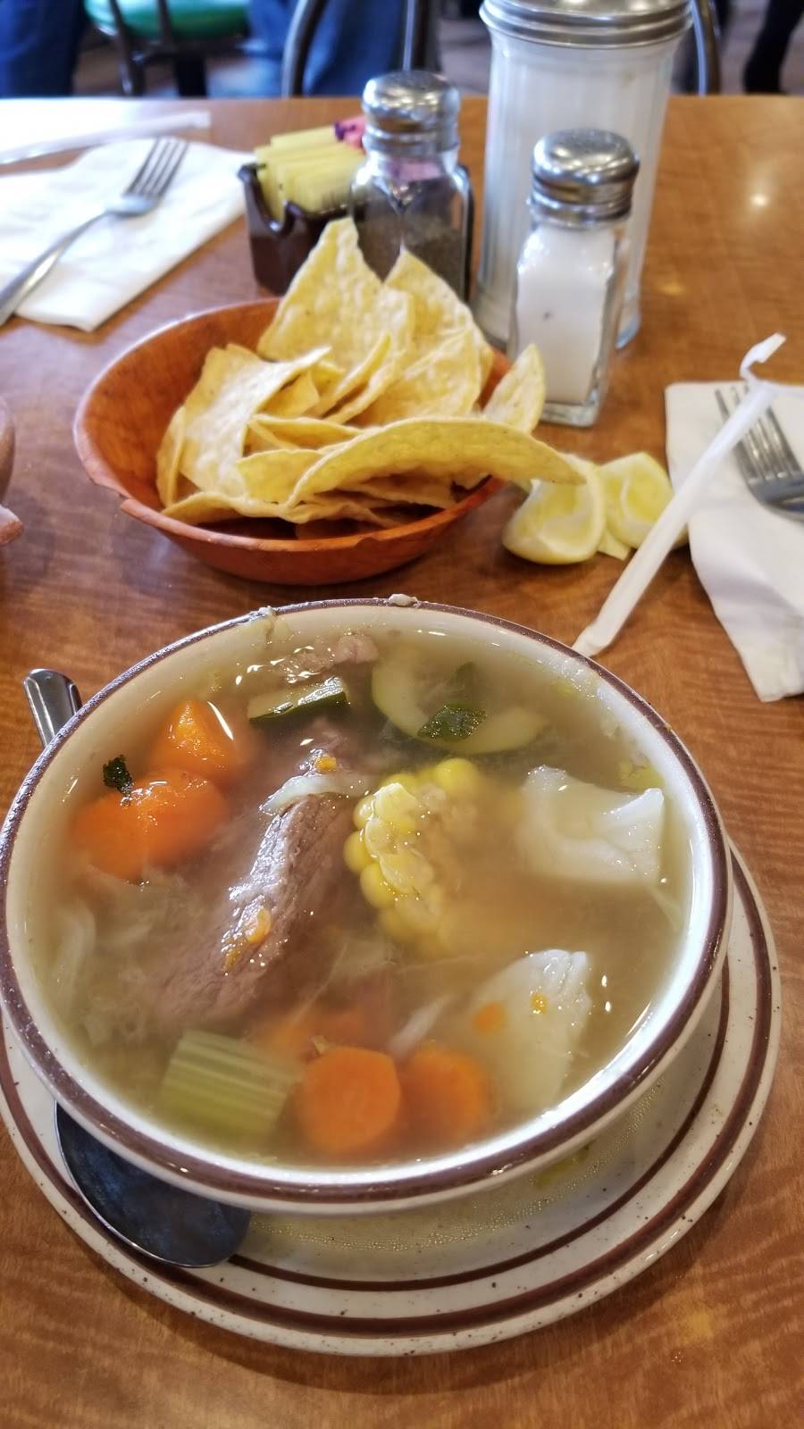 El Garabato | restaurant | 1580 George Dieter Dr #205, El Paso, TX 79936, USA | 9159219085 OR +1 915-921-9085