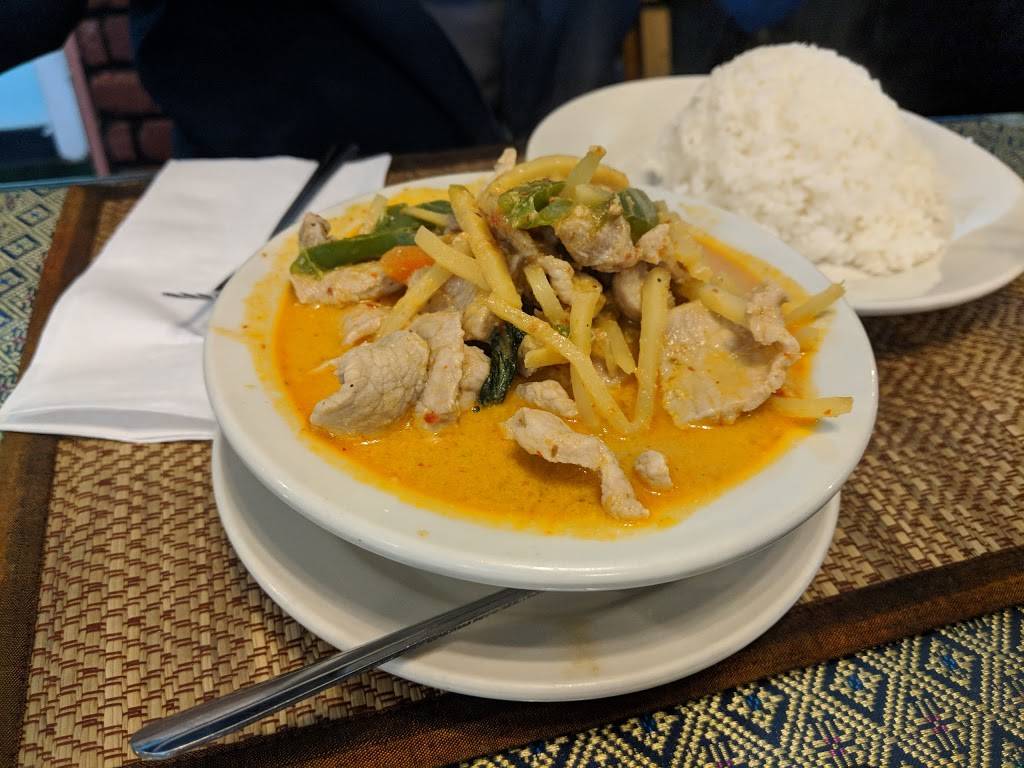 Ghin Na Ree Restaurant | restaurant | 2509 N Harrison St, Arlington, VA 22207, USA | 7035361643 OR +1 703-536-1643