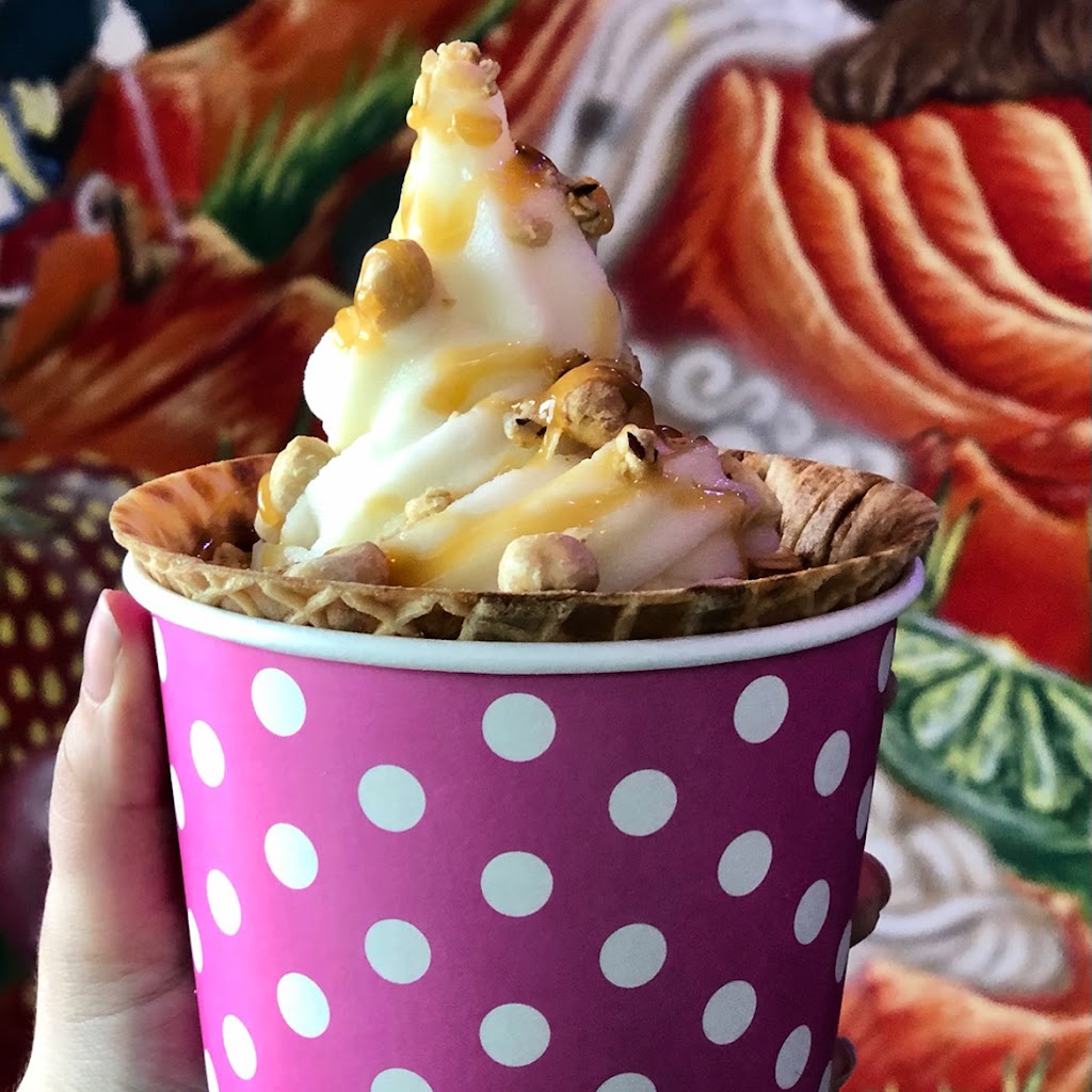 Twisty Treats | bakery | 2065 Summer Lee Dr, Rockwall, TX 75032, USA | 2147710801 OR +1 214-771-0801