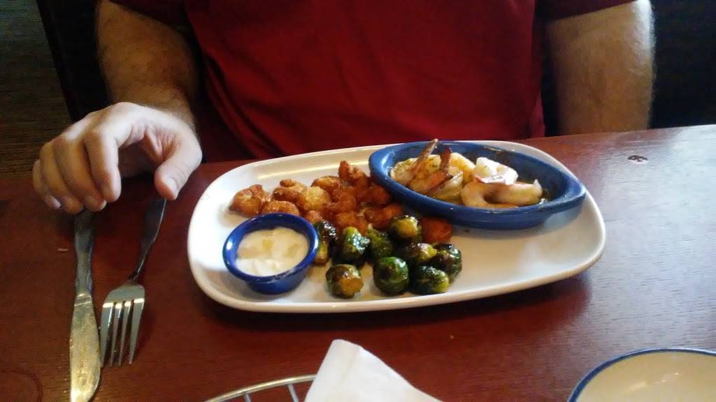 Red Lobster | restaurant | 3501 Central Expy, Plano, TX 75023, USA | 9728814353 OR +1 972-881-4353