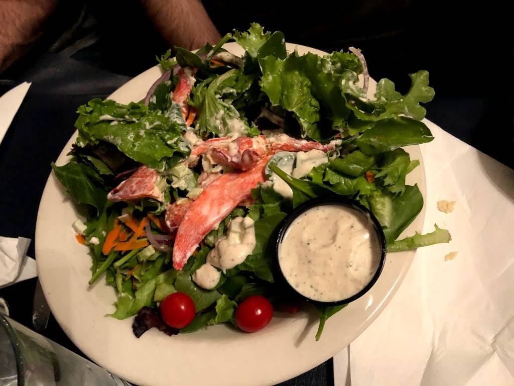 Lobster Trap | restaurant | 2840 West Side Rd, North Conway, NH 03860, USA | 6033565578 OR +1 603-356-5578