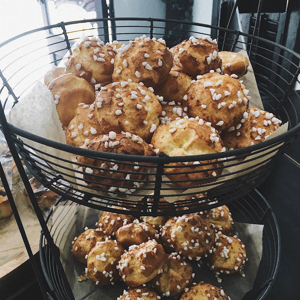 Lou, The French On The Block | cafe | 4007 W Riverside Dr, Burbank, CA 91505, USA | 7472388710 OR +1 747-238-8710