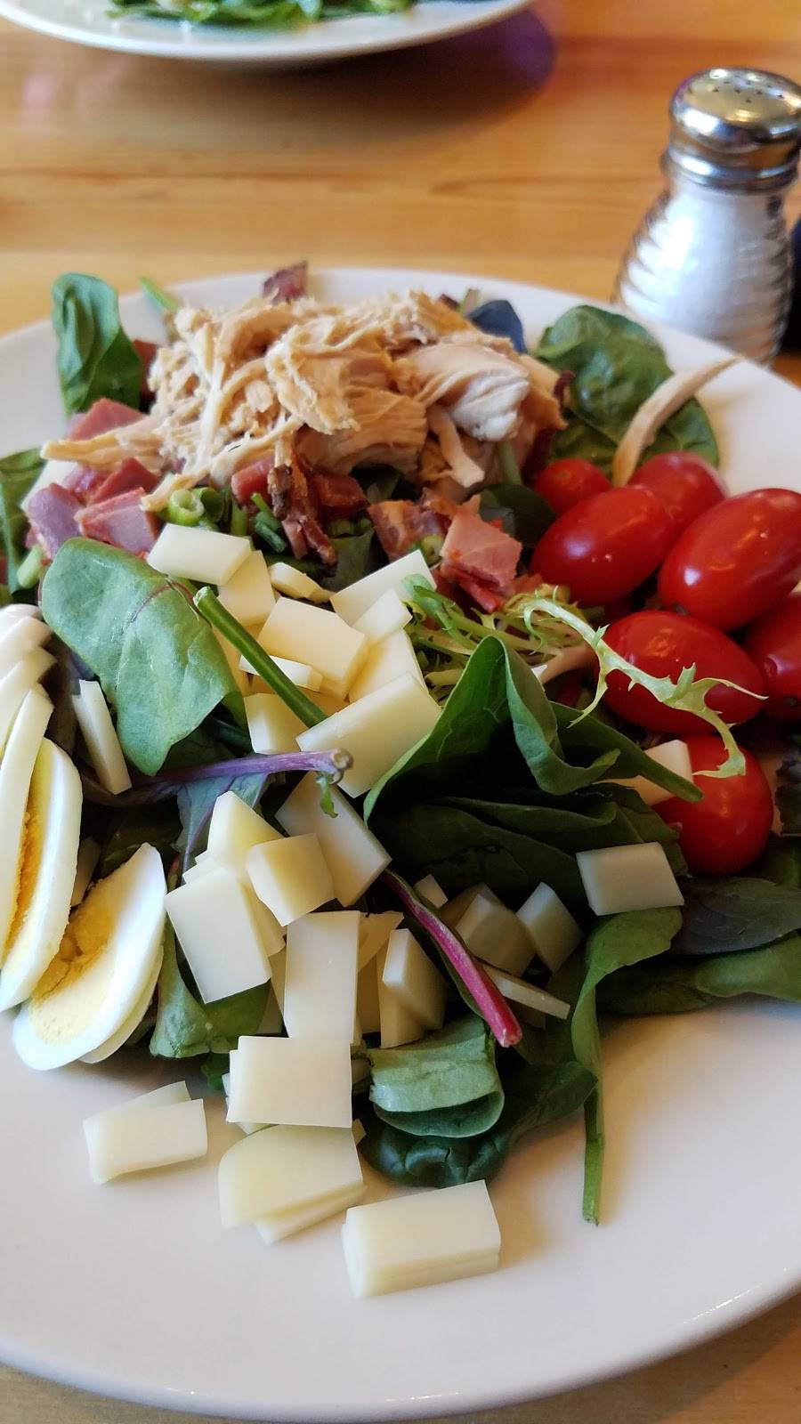 TJs Harbor Restaurant | restaurant | 7098 S, US-45, Oshkosh, WI 54902, USA | 9206889047 OR +1 920-688-9047