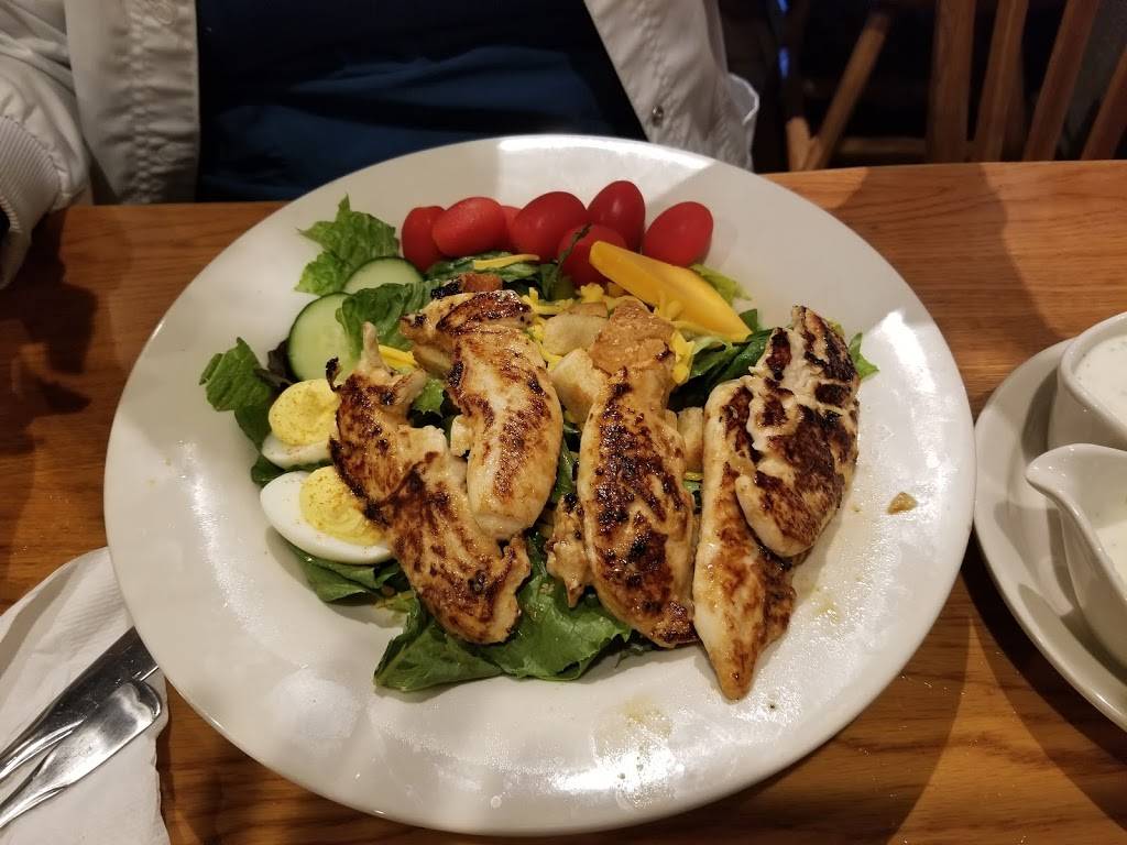 Cracker Barrel Old Country Store | restaurant | 544 N Belair Rd, Evans, GA 30809, USA | 7062283018 OR +1 706-228-3018