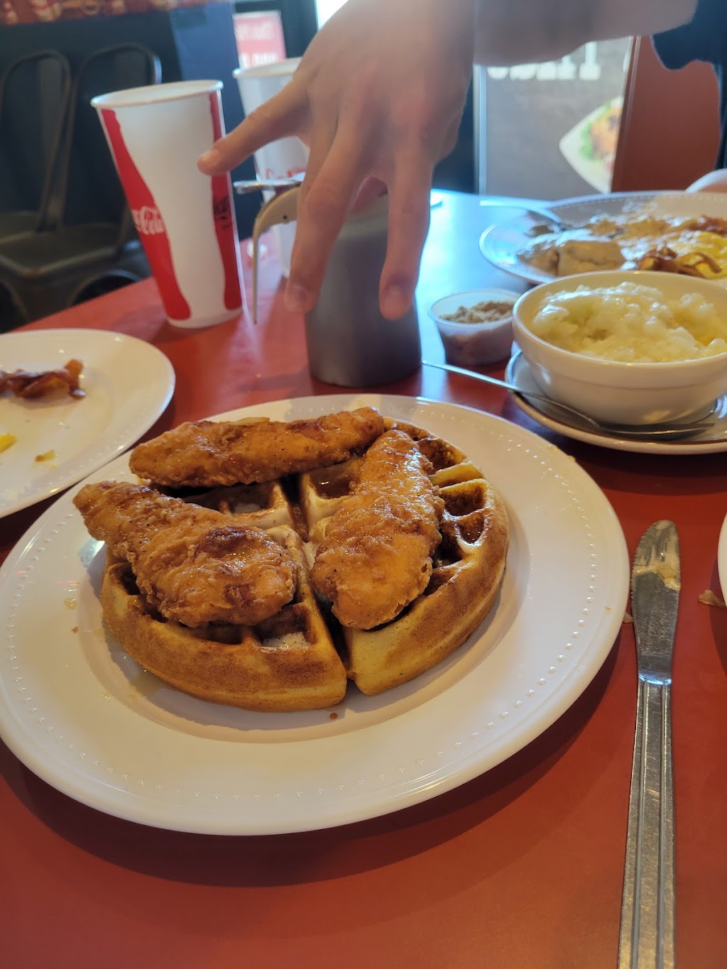 Wagon Wheel Diner | restaurant | 2654 Red Cliffs Dr C, St. George, UT 84790, USA | 4356524352 OR +1 435-652-4352