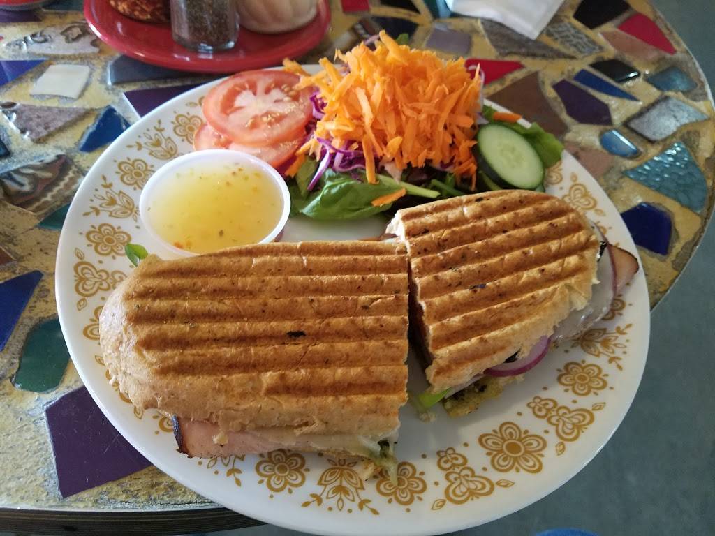 Bohemeos | cafe | 708 Telephone Rd, Houston, TX 77023, USA | 7139234277 OR +1 713-923-4277