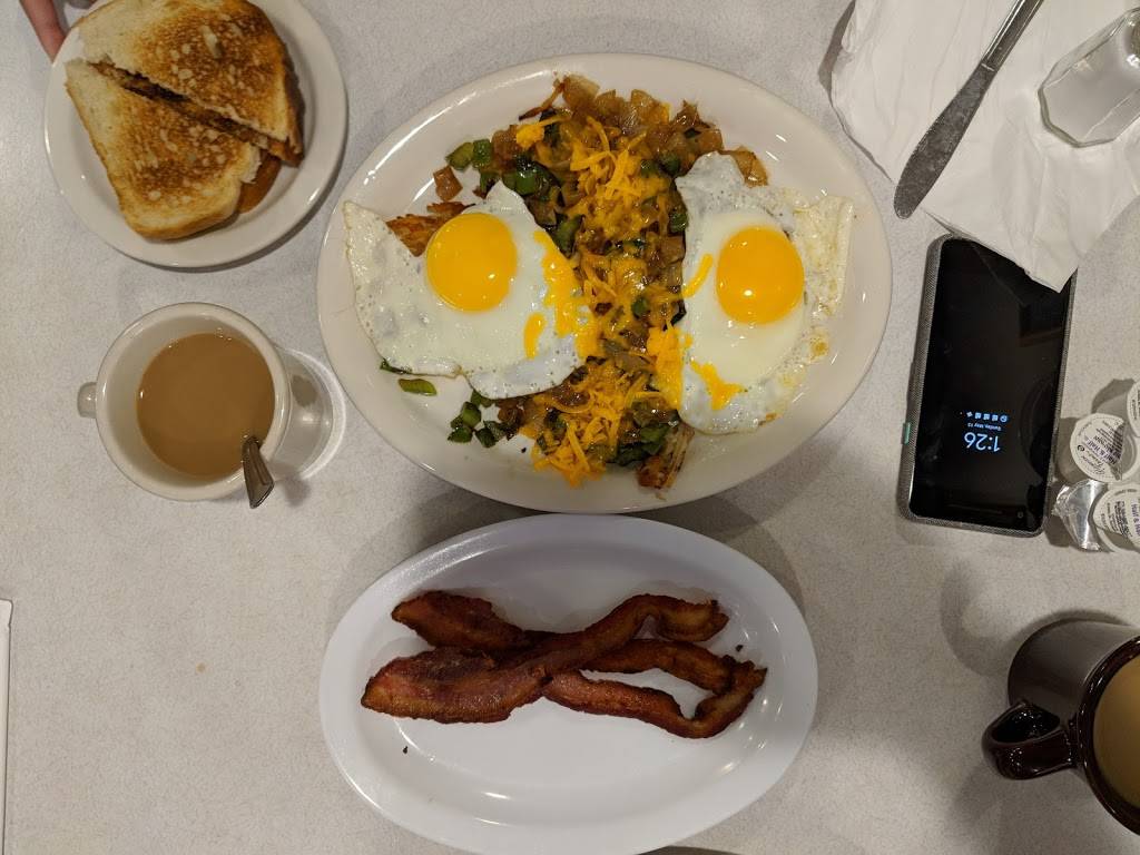 Nickis Omelette & Grill | restaurant | 6805 W Hillsborough Ave, Tampa, FL 33634, USA | 8138843447 OR +1 813-884-3447