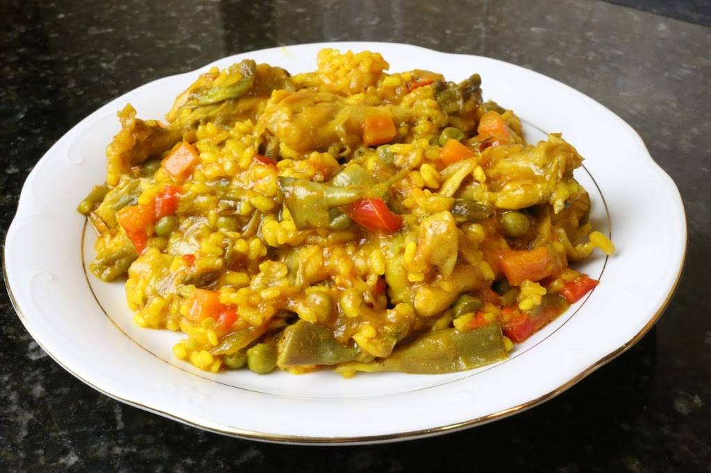 Stephanies | restaurant | 41-21 58th St, Woodside, NY 11377, USA | 7184408631 OR +1 718-440-8631