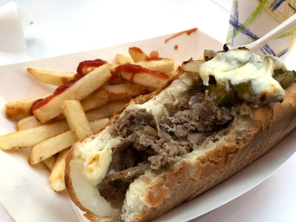 Great Wraps | restaurant | 1100 S Hayes St, Arlington, VA 22202, USA | 7034137000 OR +1 703-413-7000