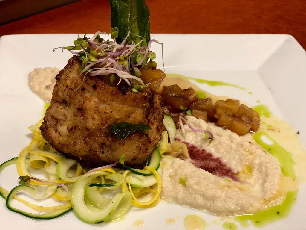 Della Roses Perry Hall Pub | restaurant | 5001 Honeygo Center Dr, Perry Hall, MD 21128, USA | 4434957642 OR +1 443-495-7642