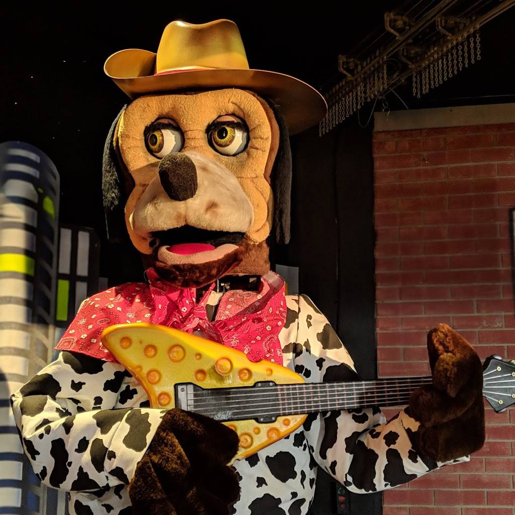 Chuck E. Cheese | restaurant | 3717 196th St SW Ste. 100, Lynnwood, WA 98036, USA | 4257711195 OR +1 425-771-1195