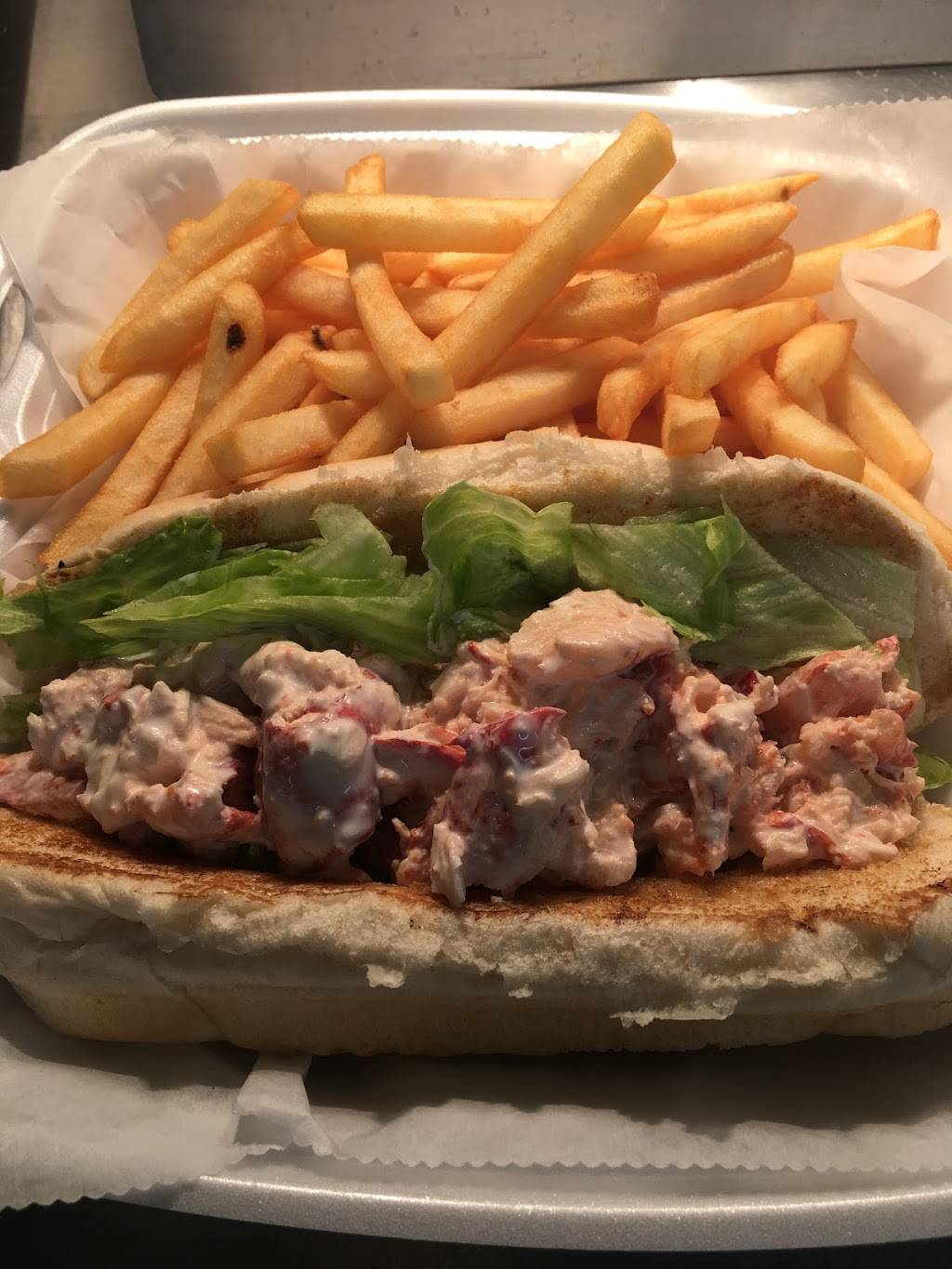 Arkay Pizza & Variety Store | meal takeaway | 172 Farmington Falls Rd, Farmington, ME 04938, USA | 2077783944 OR +1 207-778-3944