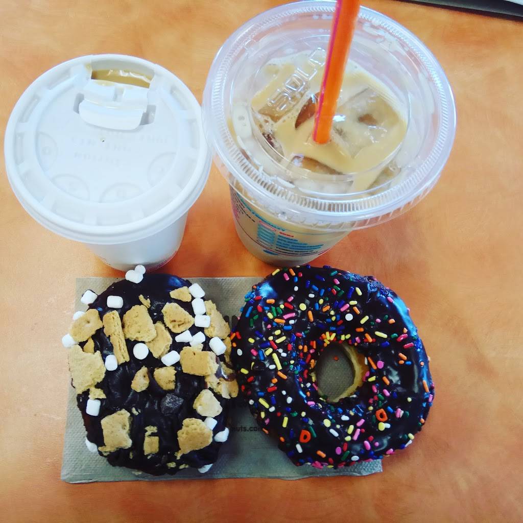 Dunkin | bakery | 1057 W Royalton Rd, Broadview Heights, OH 44147, USA | 4404572650 OR +1 440-457-2650