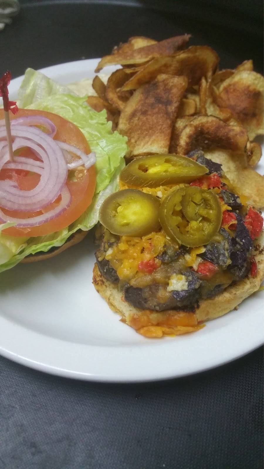 Mikes Crab Trap | restaurant | 32368 Long Neck Rd, Millsboro, DE 19966, USA | 3029453800 OR +1 302-945-3800