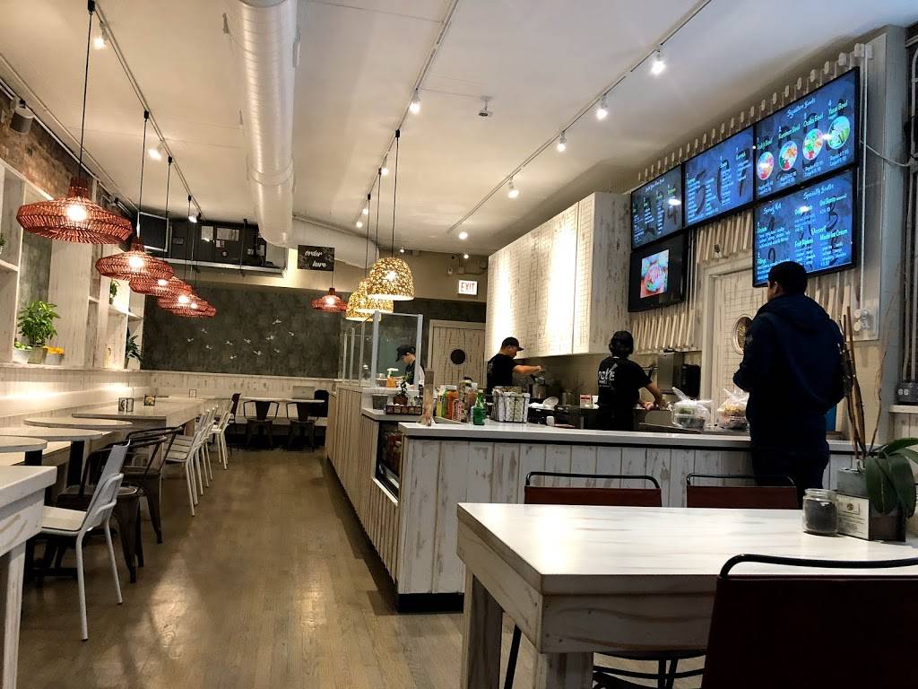 Poke Poké | restaurant | 802 W Belmont Ave, Chicago, IL 60657, USA | 7736665688 OR +1 773-666-5688