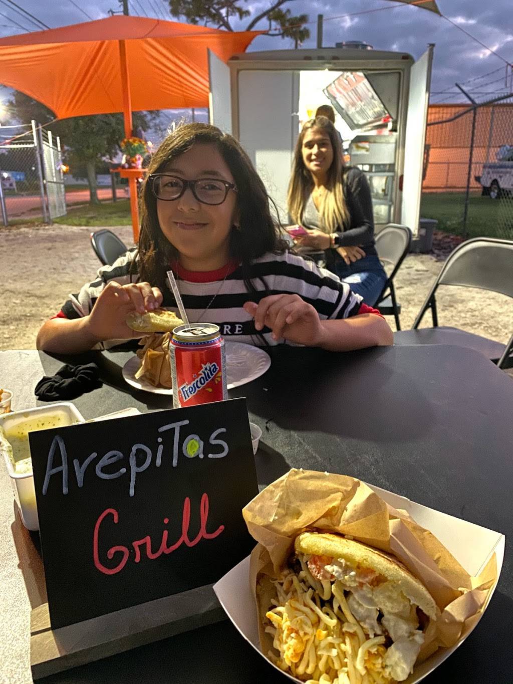 Arepitas Grill | restaurant | 2360 N Forsyth Rd, Orlando, FL 32807, USA | 4074961062 OR +1 407-496-1062