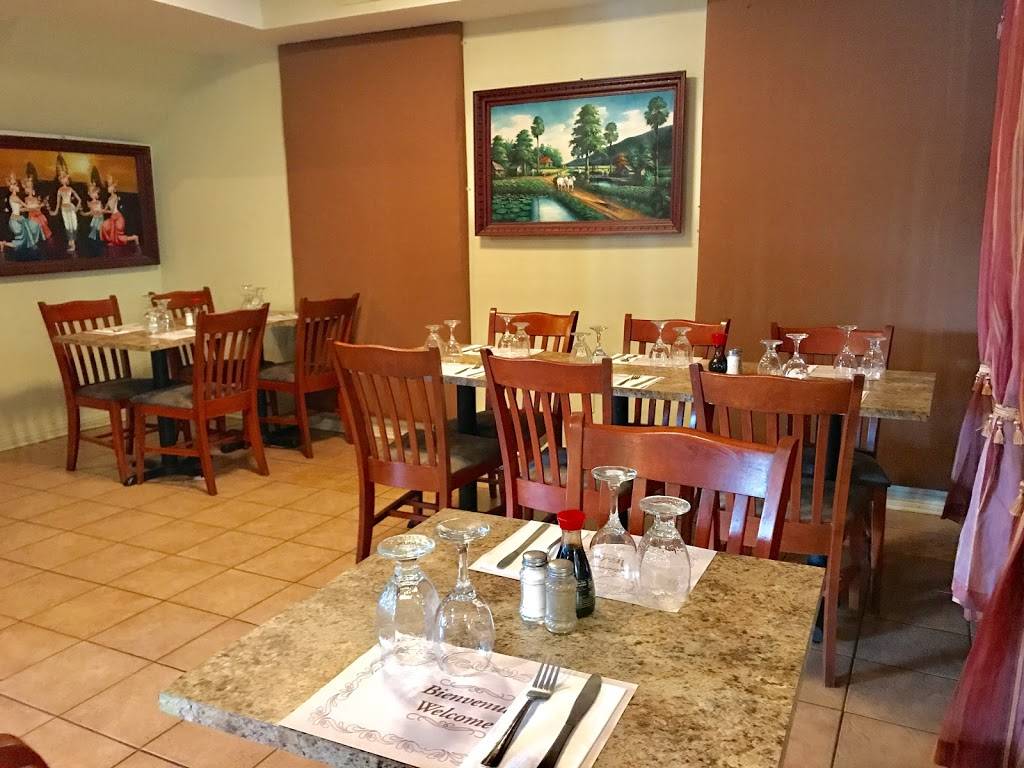 The Palace Thaï Restaurant | restaurant | 254 Boulevard Saint-Luc, Saint-Jean-sur-Richelieu, QC J2W 1C3, Canada | 4507410805 OR +1 450-741-0805