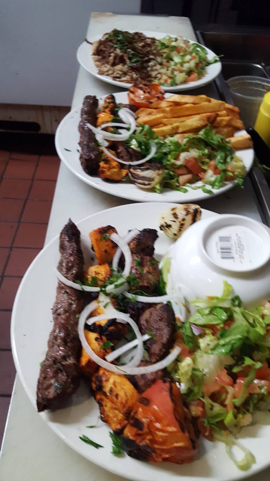 Grill House Of Yonkers | restaurant | 326 S Broadway, Yonkers, NY 10705, USA | 9144764200 OR +1 914-476-4200