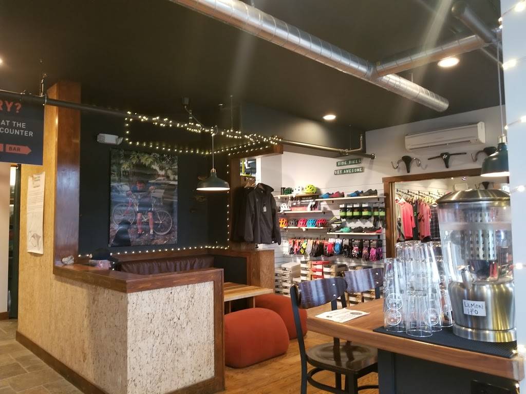 Ranch Camp | restaurant | 311 Mountain Rd, Stowe, VT 05672, USA | 8022532753 OR +1 802-253-2753