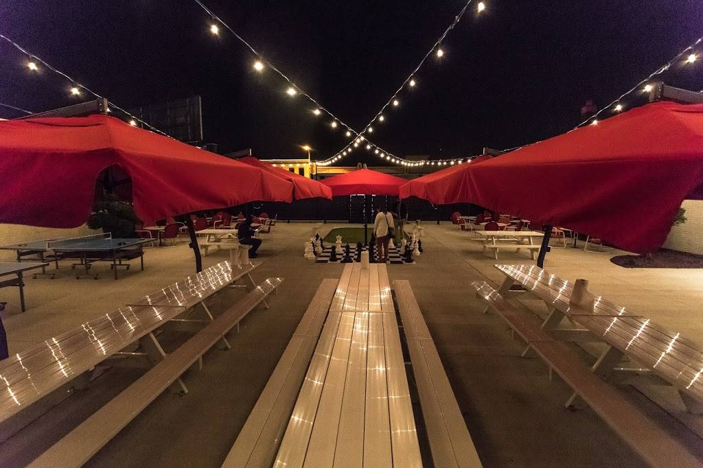 Armored Gardens | restaurant | 315 Pershing Ave, Davenport, IA 52801, USA | 5633451000 OR +1 563-345-1000