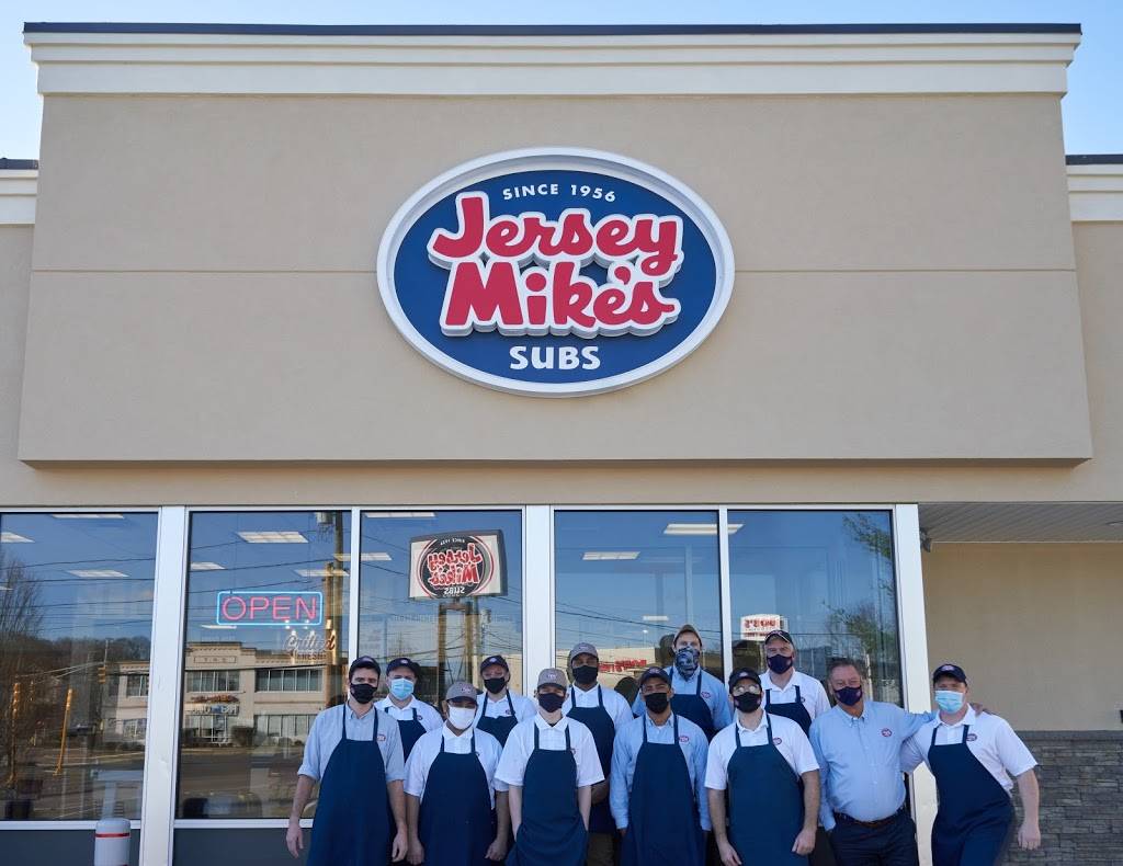 Jersey Mikes Subs | restaurant | 395 Providence Hwy, Dedham, MA 02026, USA | 7812340606 OR +1 781-234-0606
