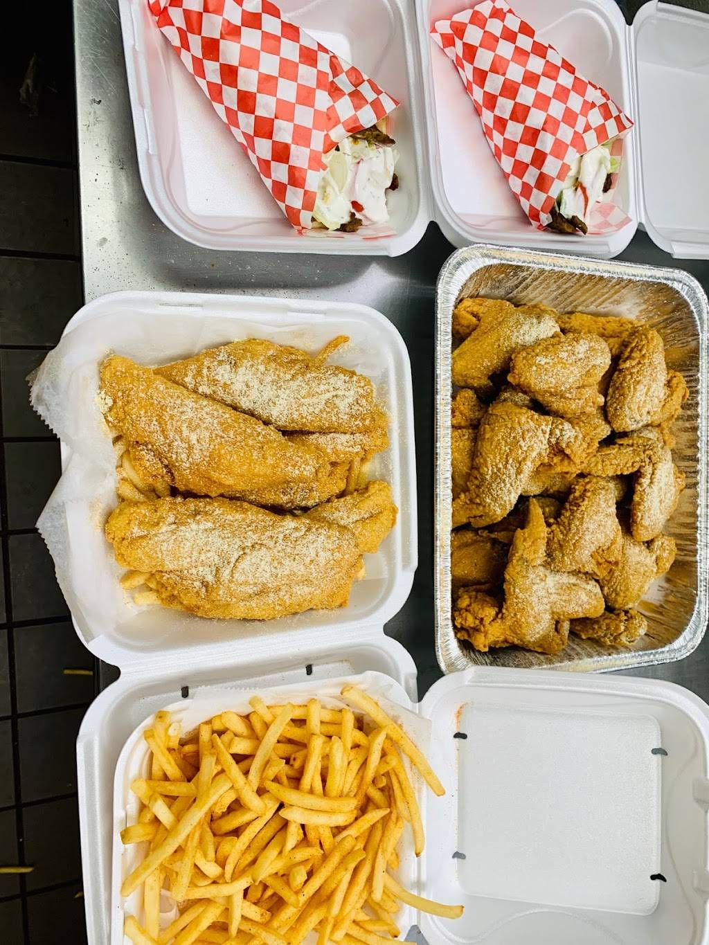 Jays Fish & chicken | restaurant | 5708 Brookdale Dr N, Minneapolis, MN 55443, USA | 7635036738 OR +1 763-503-6738