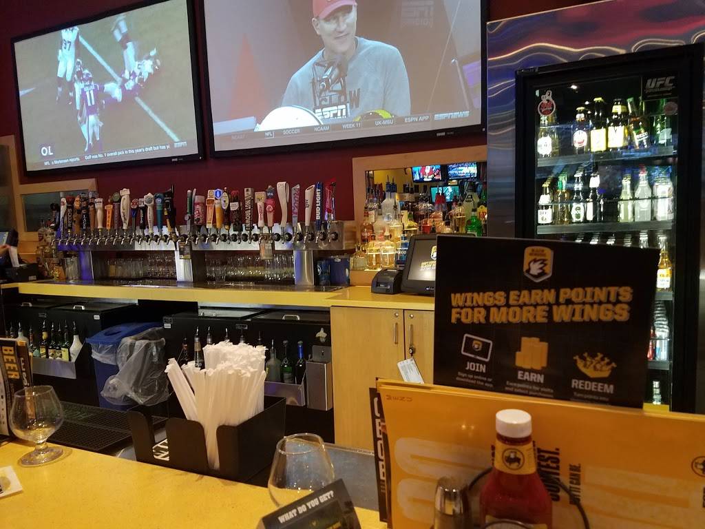 Buffalo Wild Wings | meal takeaway | 320 Spring Creek Dr, Franklin, TN 37067, USA | 6157717724 OR +1 615-771-7724