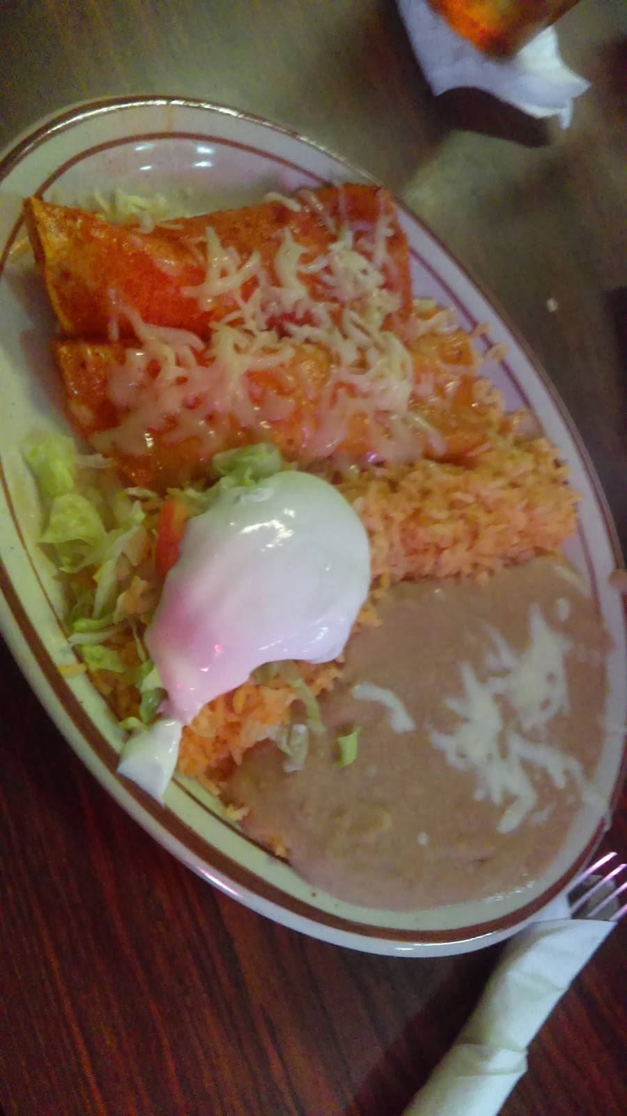 El Patio Restaurant | restaurant | 575 Broadway Ave, Hamilton City, CA 95951, USA | 5308260540 OR +1 530-826-0540