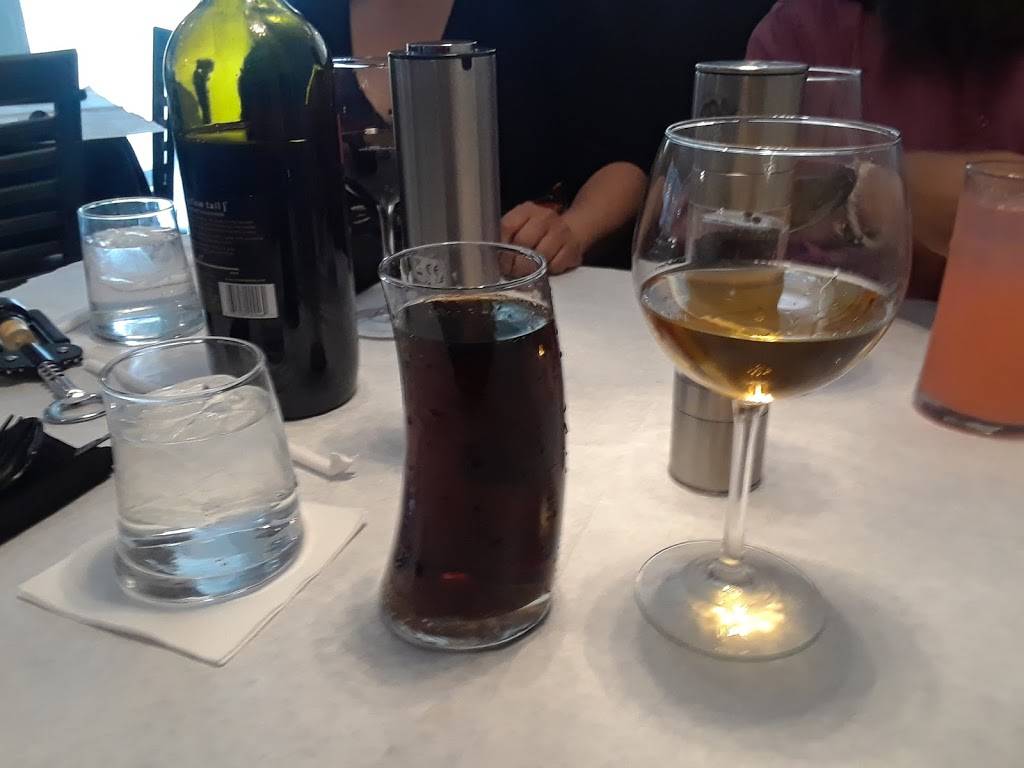 T.Os Soul Grille | restaurant | 5360 W Division St, Chicago, IL 60651, USA | 7736885160 OR +1 773-688-5160