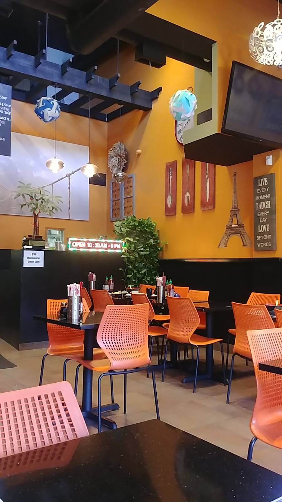 Nha Trang Noodle House Restaurant | restaurant | 417 W Main St, Alhambra, CA 91801, USA | 6265882833 OR +1 626-588-2833