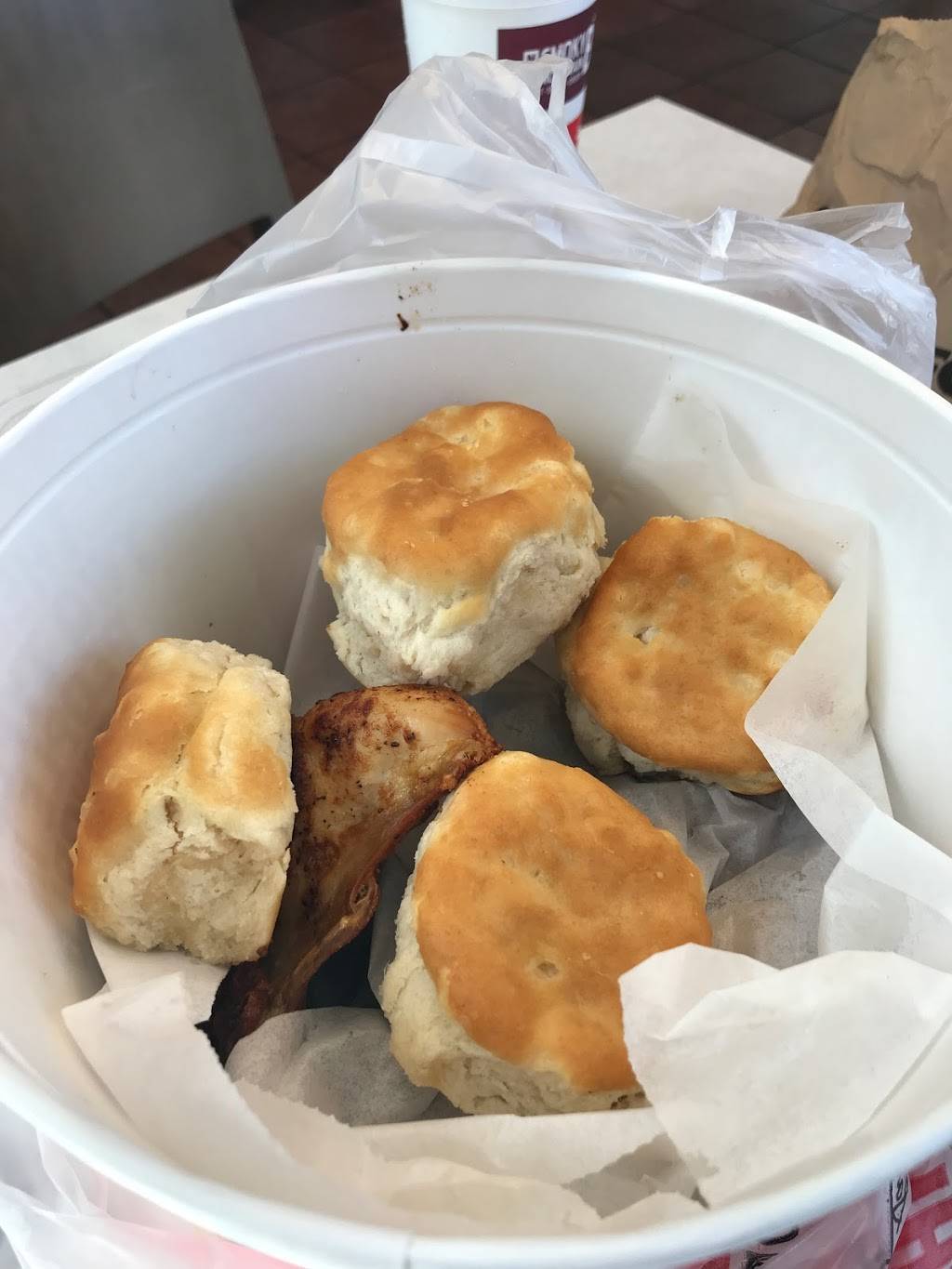 KFC | restaurant | 2424 Encinal Ave, Alameda, CA 94501, USA | 5105215211 OR +1 510-521-5211