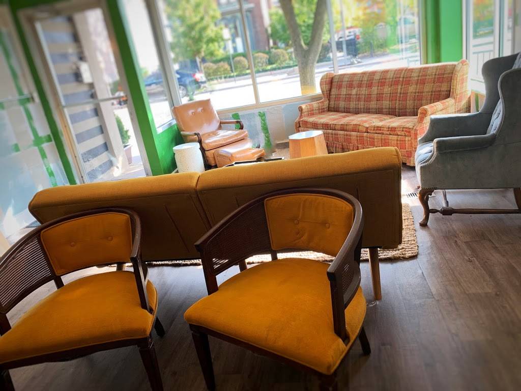 Nonla Banh Mi To Go | restaurant | 436 S Burdick St, Kalamazoo, MI 49007, USA | 2692703335 OR +1 269-270-3335