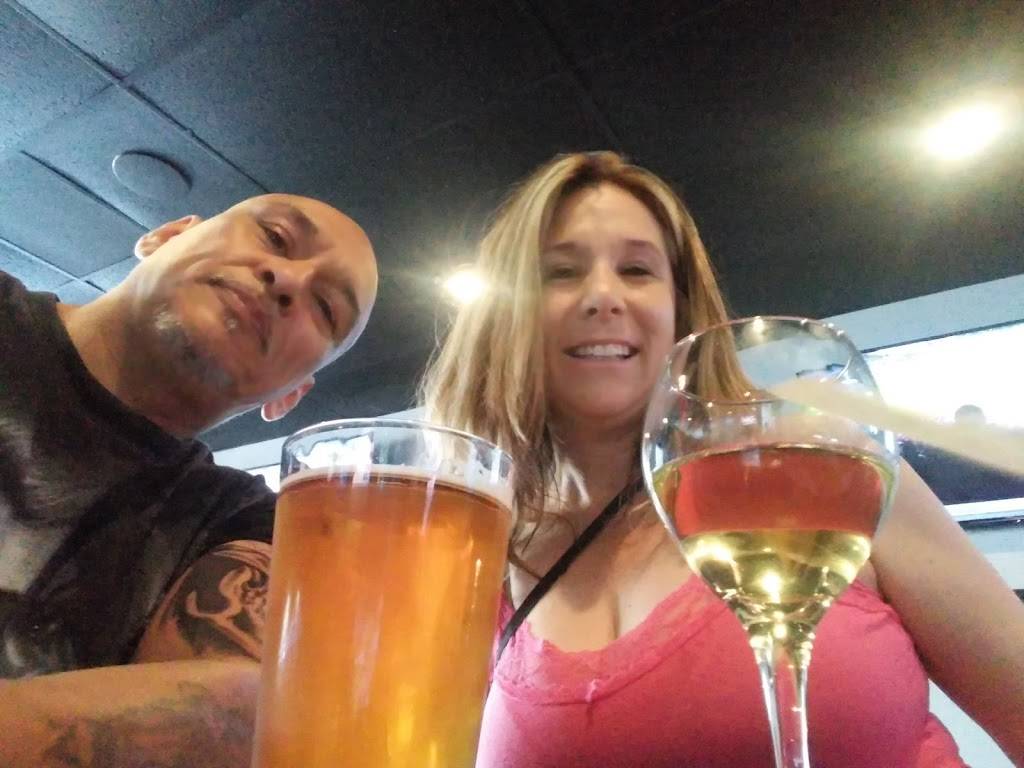 Jams@209 Sports Bar and Grill | restaurant | 2317 Geer Rd, Turlock, CA 95382, USA | 2096345267 OR +1 209-634-5267